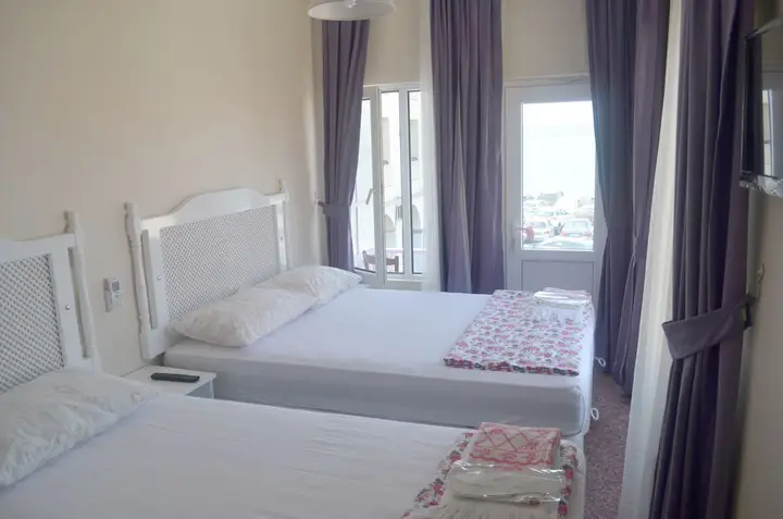 Айвалык: Kiyi Motel
