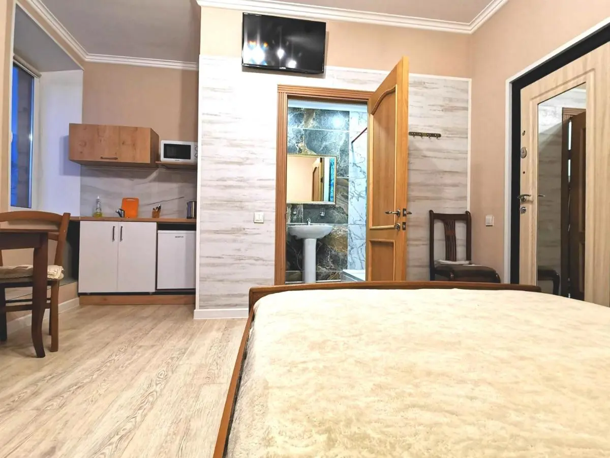 Минусинск: Hotel Care