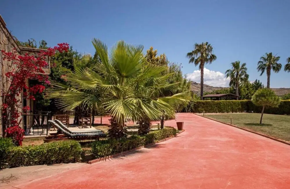 Бодрум: Fancy House With Shared Pool Surrounded by Nature in Bodrum
