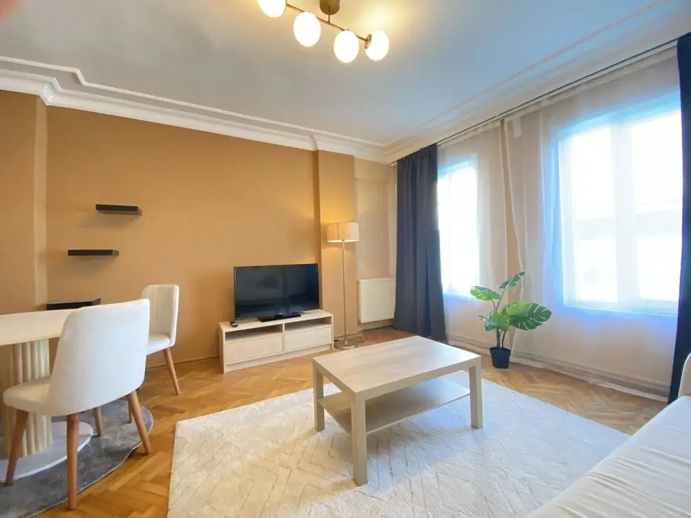 Стамбул: Central Flat 500 m to Yildiz Park in Besiktas