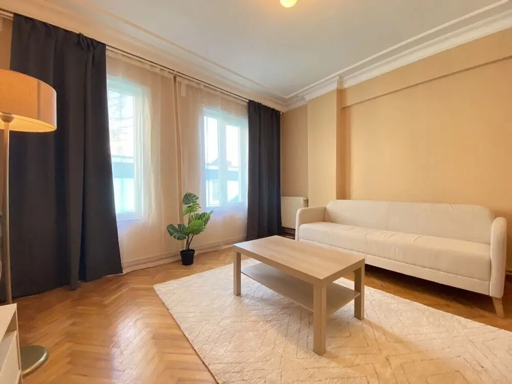 Стамбул: Central Flat 500 m to Yildiz Park in Besiktas