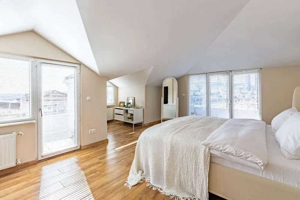 Стамбул: House With Balcony and City View in Besiktas