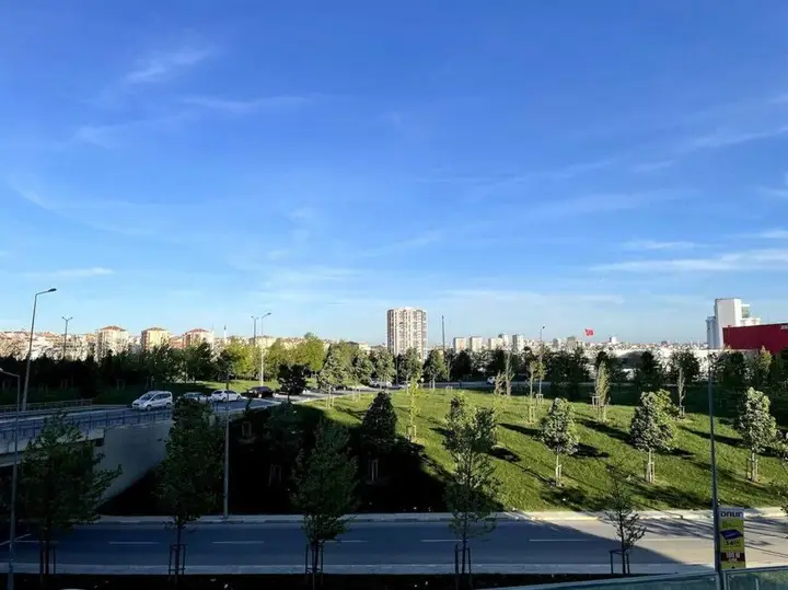 Стамбул: 1bedroom Apartment With Terrace Near Mail of Istanbul