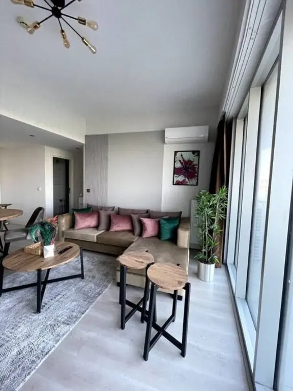 Стамбул: 1bedroom Apartment With Terrace Near Mail of Istanbul