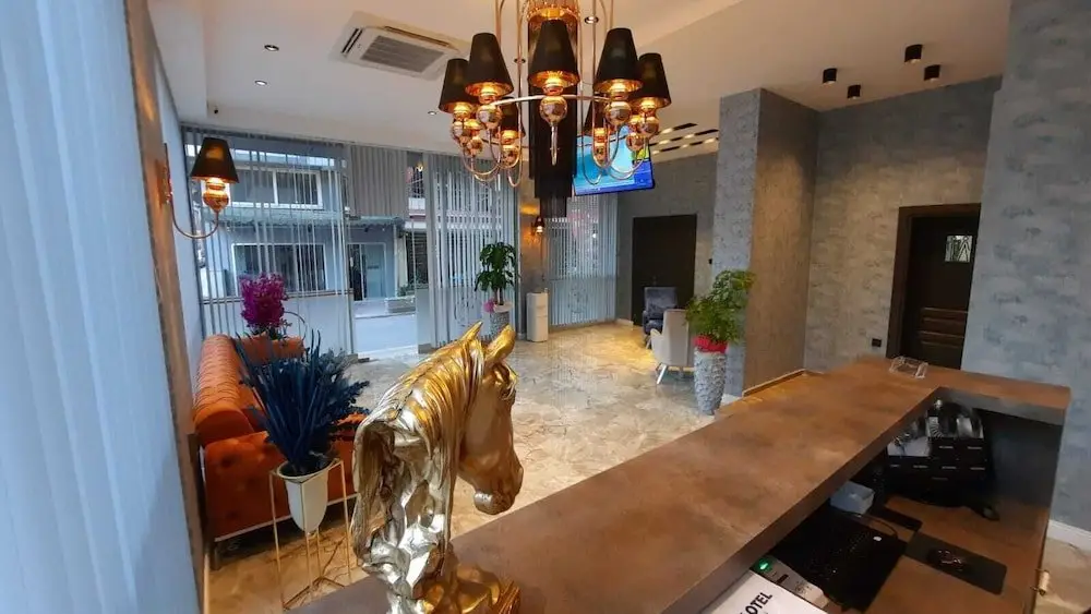 Измир: Talles City Hotel