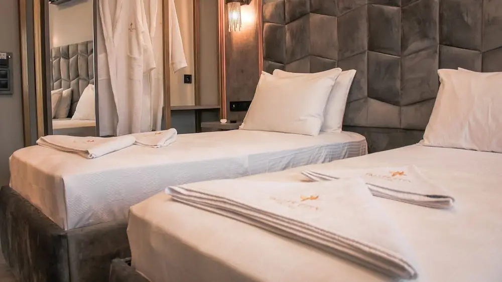 Измир: Talles City Hotel