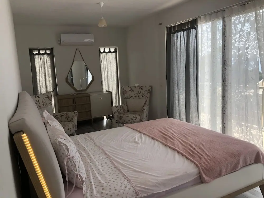 Мугла: Sari Villa