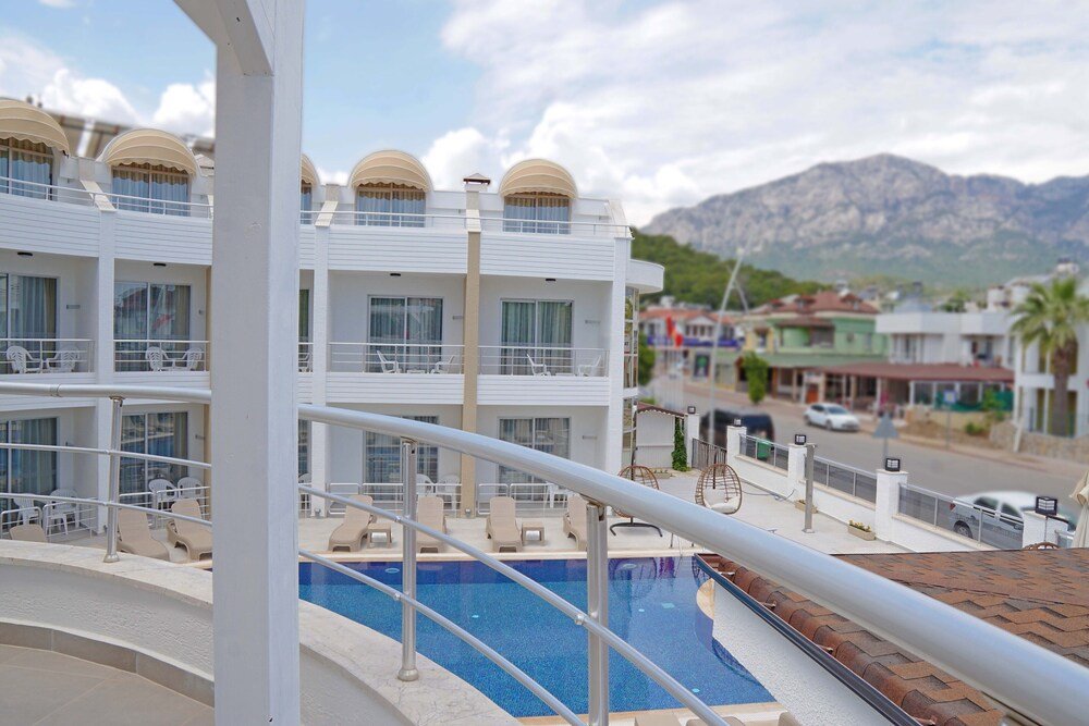 Hotel Felizya — фото 1