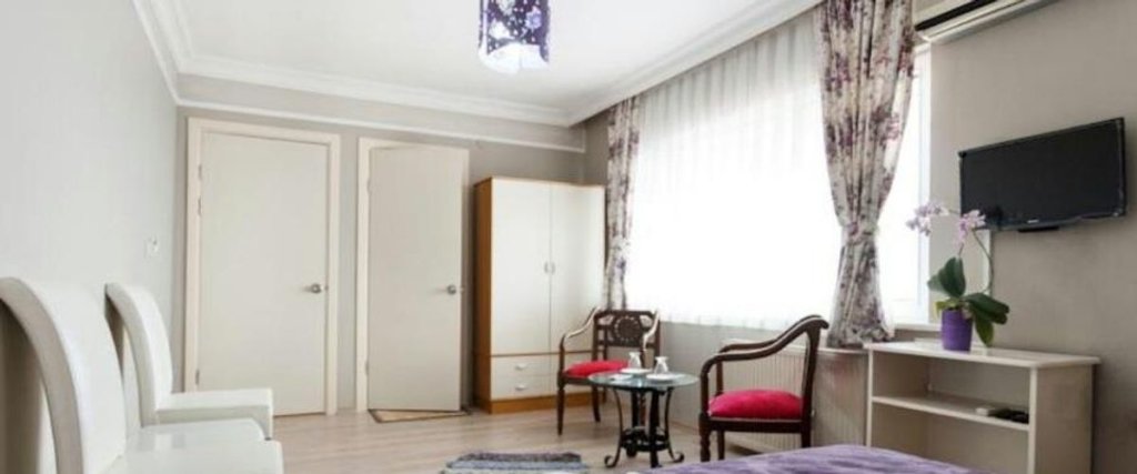 Эдремит: Demir Hotel