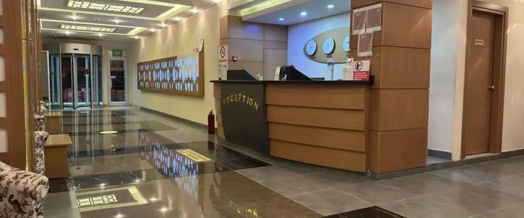 Gumusyaka: Gunesler Otel