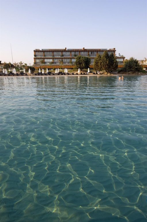 Чешме: 7800 Cesme