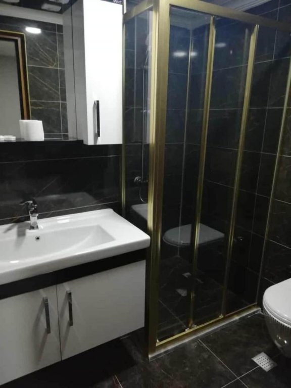 Ван: Comfort Suit Hotel