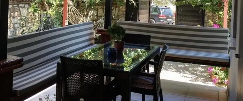 Орхание: Dilek Tatil Evleri