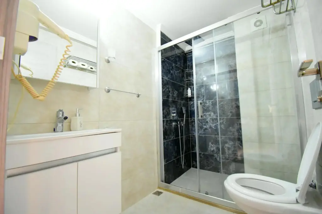 Фетхие: Otel Eroglu