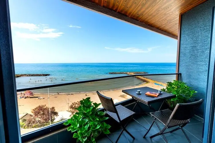 Golden Beach Resi̇dence — фото 1