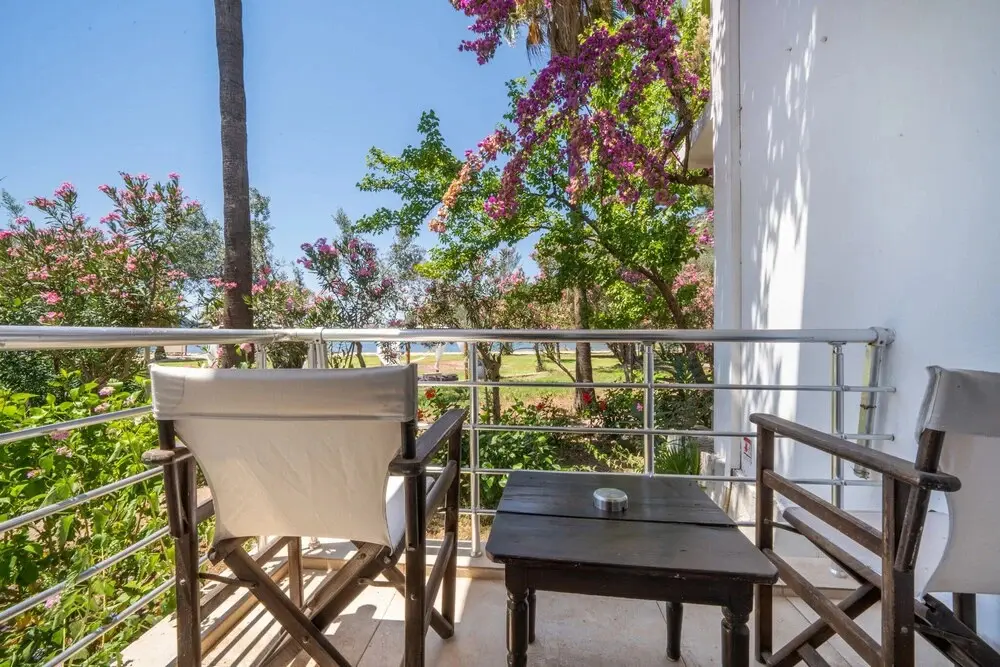 Орхание: Chillos Beach Hotel & Lounge