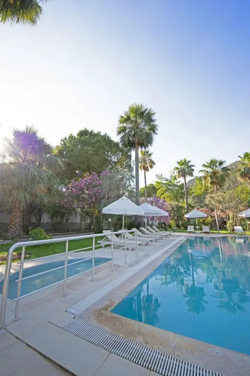 Орхание: Chillos Beach Hotel & Lounge