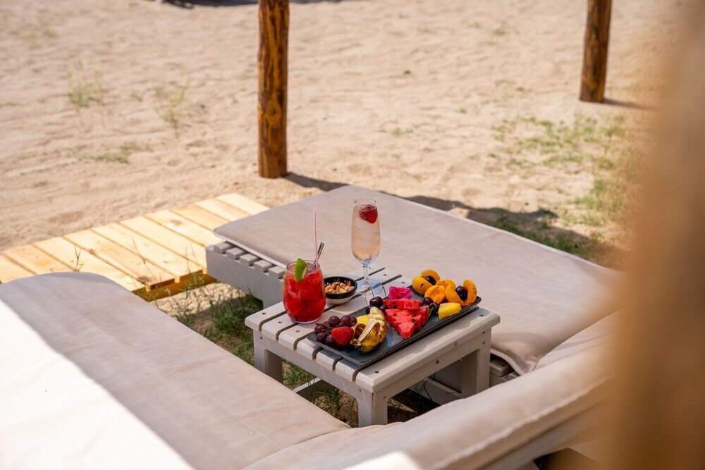 Орхание: Chillos Beach Hotel & Lounge