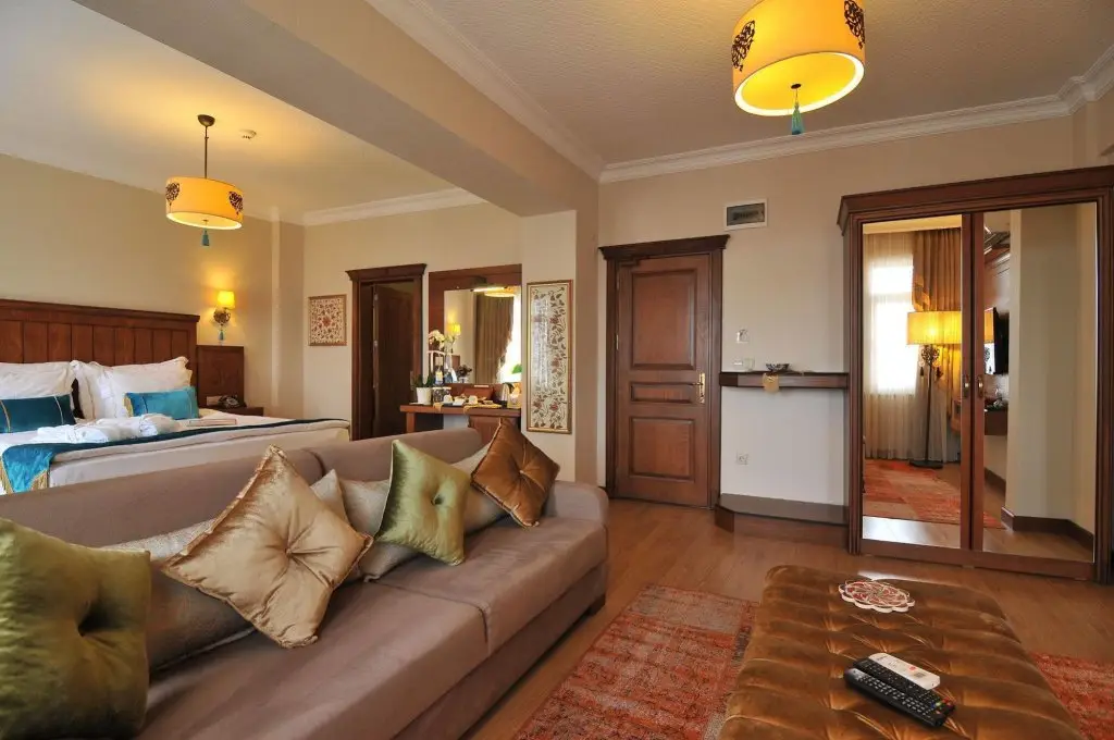 Стамбул: Best Point Hotel & Suites