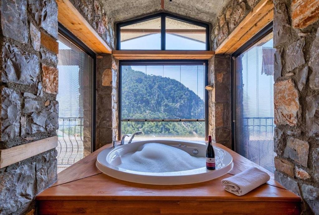 Фетхие: 2 Bedroom Private Villa With Great sea View