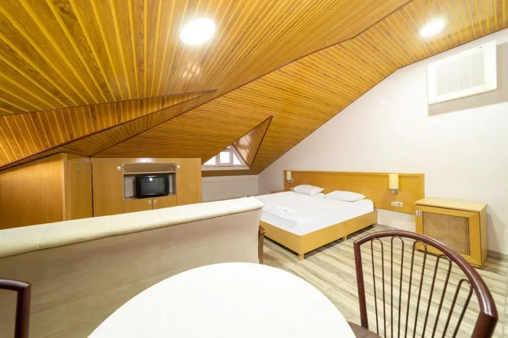 Аланья: Delightful Studio Apartment Near Sea in Antalya