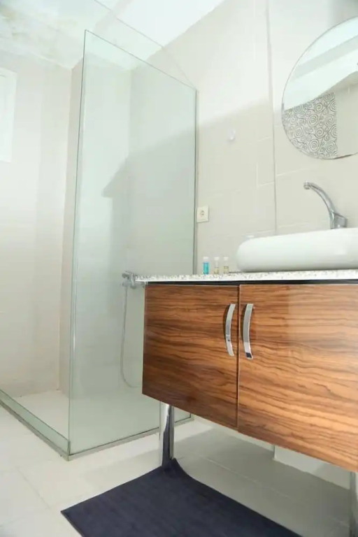 Измир: AKR Homes