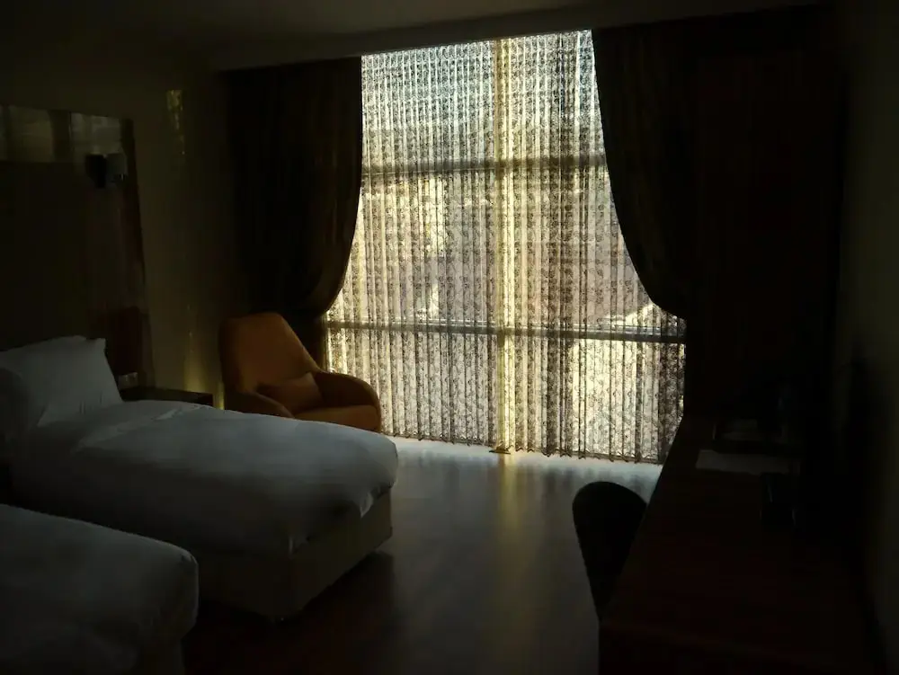 Tehran Boutique Hotel — фото 1