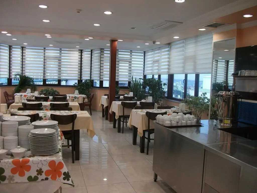 Стамбул: Emos Hotel