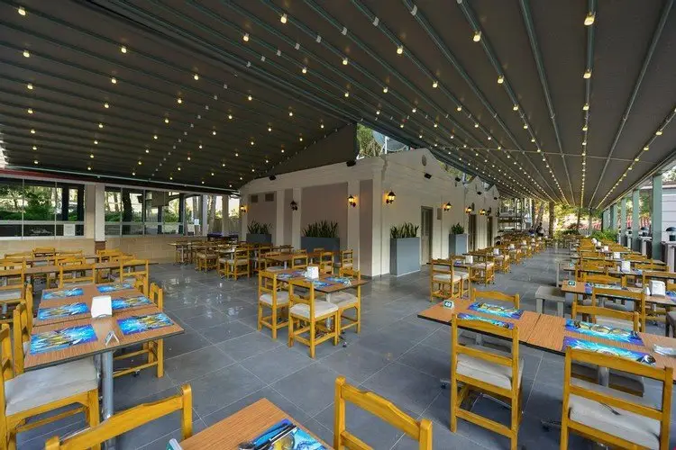 Фетхие: Lykia World Fethiye