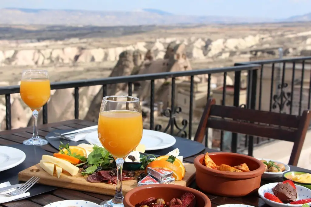 Alice in Cappadocia — фото 1