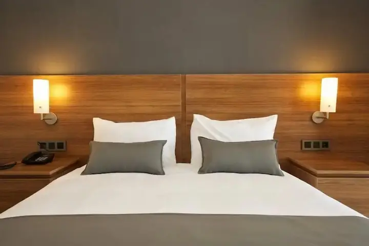 Синоп: Hotel 117