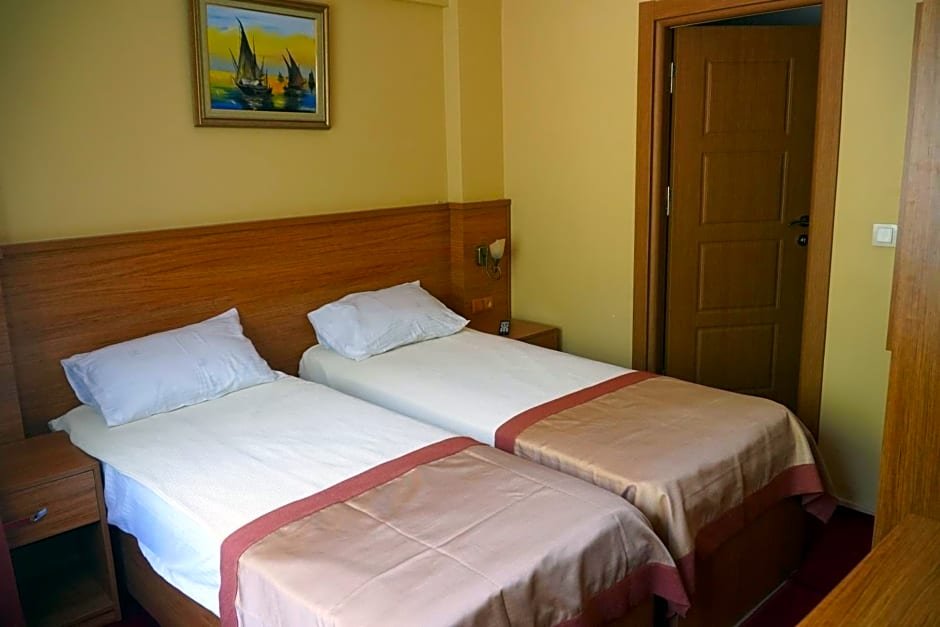 Стамбул: Pierreloti Otel Ihva