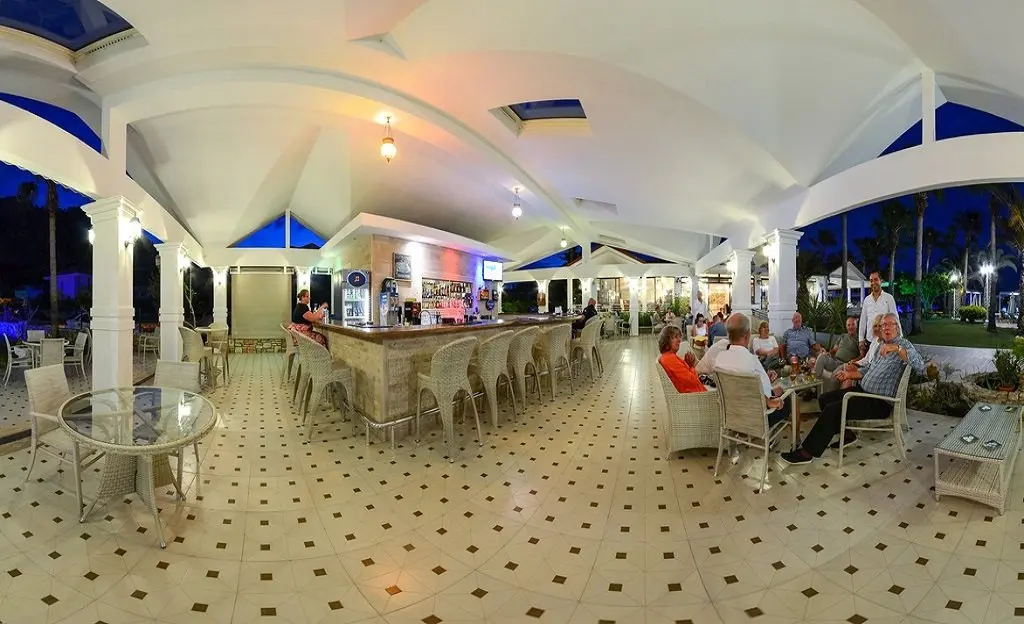 Дальян: Hotel Keskin