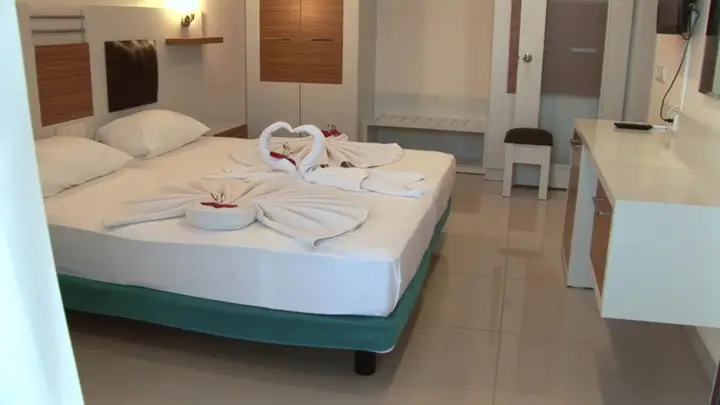Аланья: Kleopatra Ada Beach Hotel