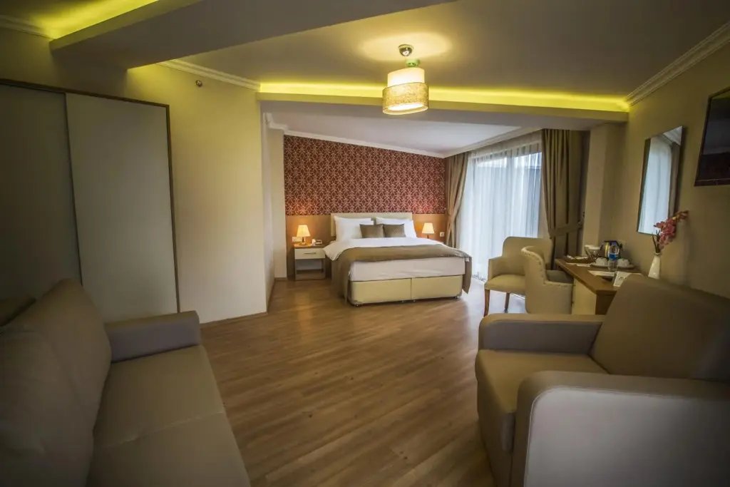 Трабзон: Park Square Hotel