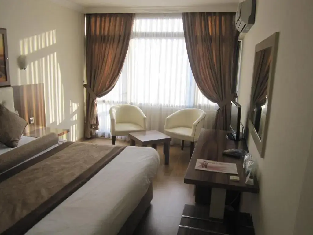 Измир: Alican Hotel