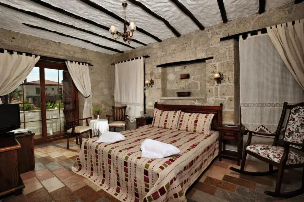 Чешме: Parla Apart Otel