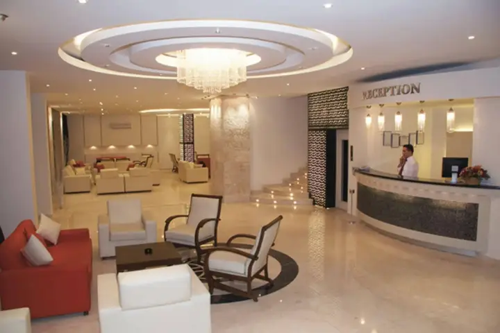 Кушадасы: Esat Otel