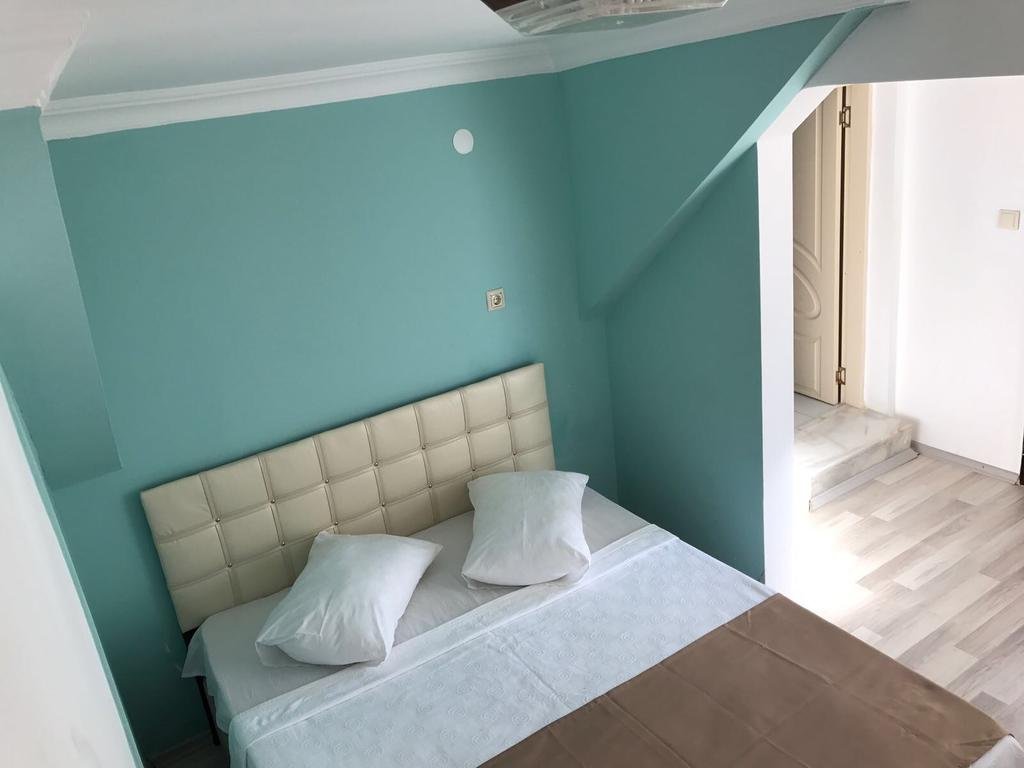 Чынарджык: Kirmizi Yali Motel