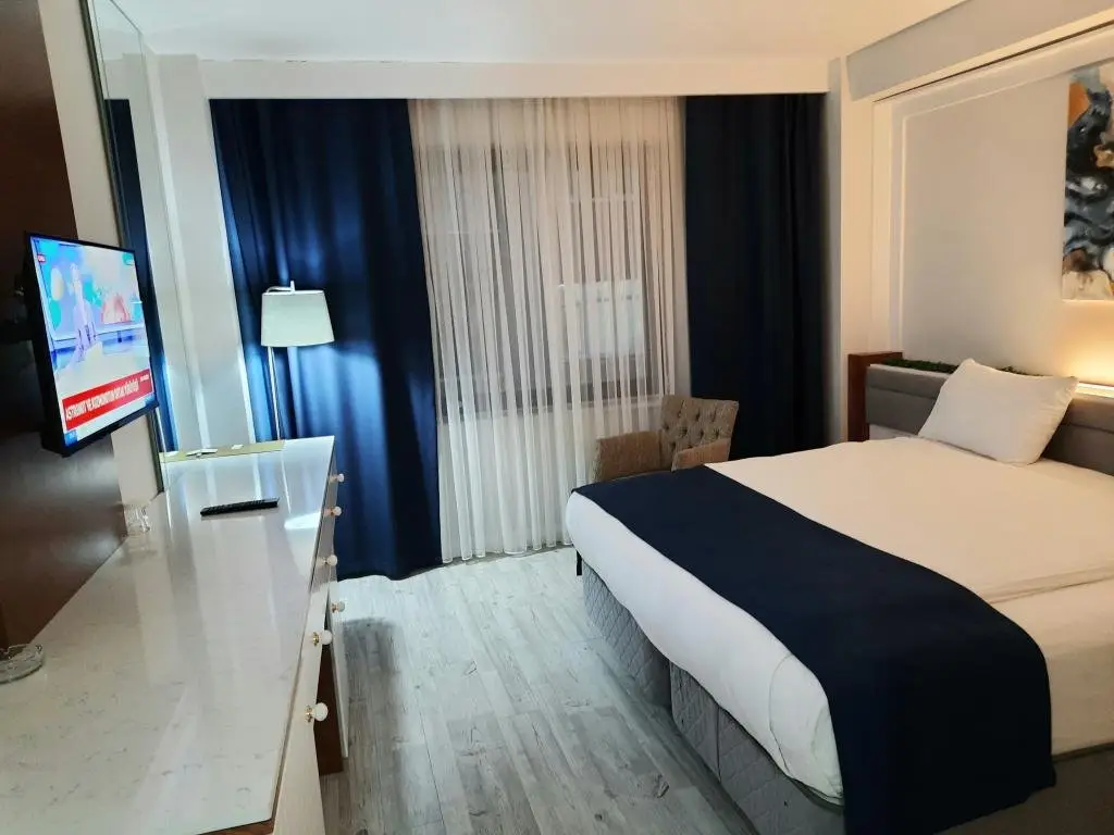 Караман: Nadir Business Hotel