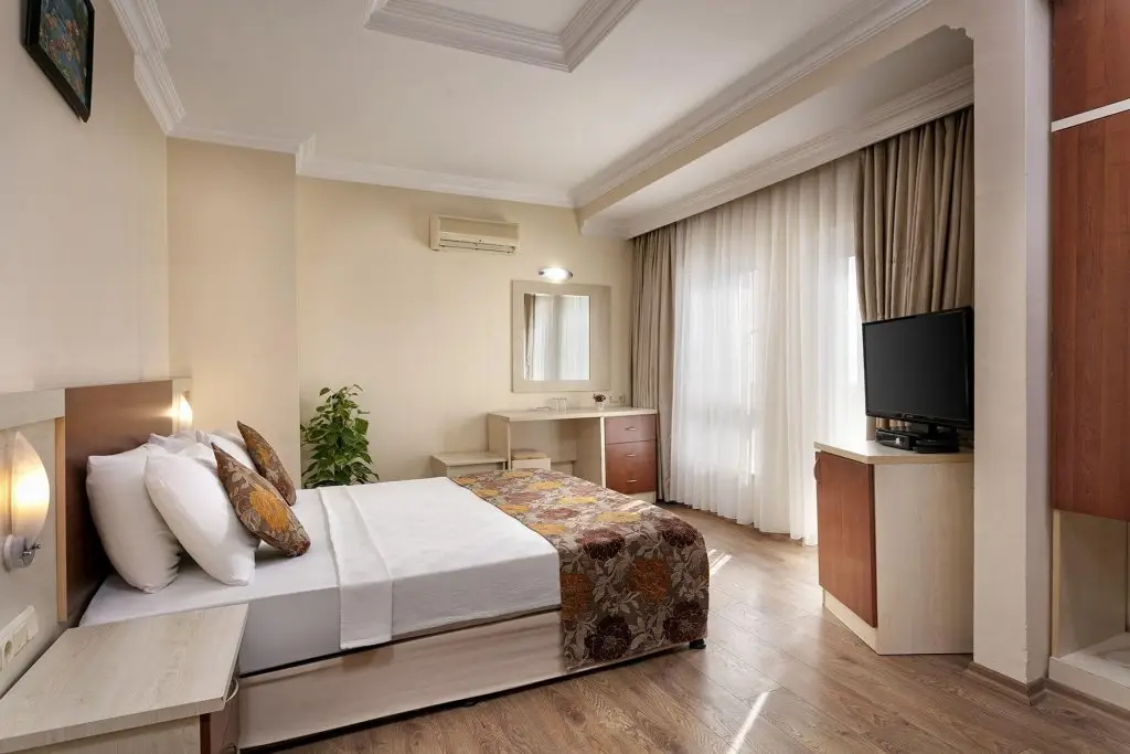 Анталья: Lara Dinc Hotel