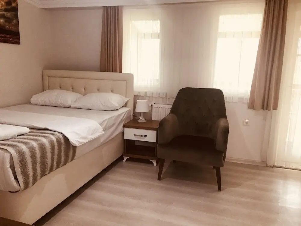 Трабзон: Akyuz Rooming House