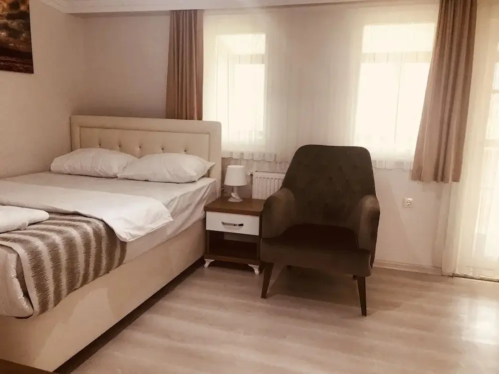 Трабзон: Akyuz Rooming House