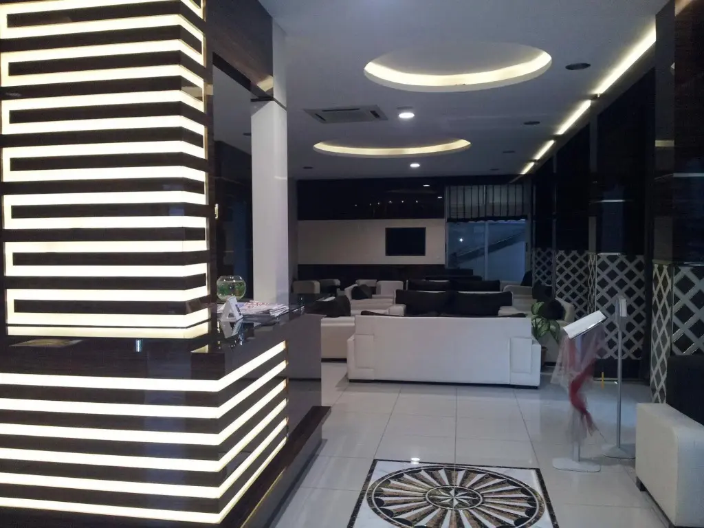 Мерсин: Kar Hotel