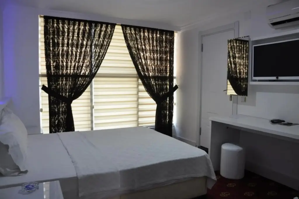 Мерсин: Kar Hotel