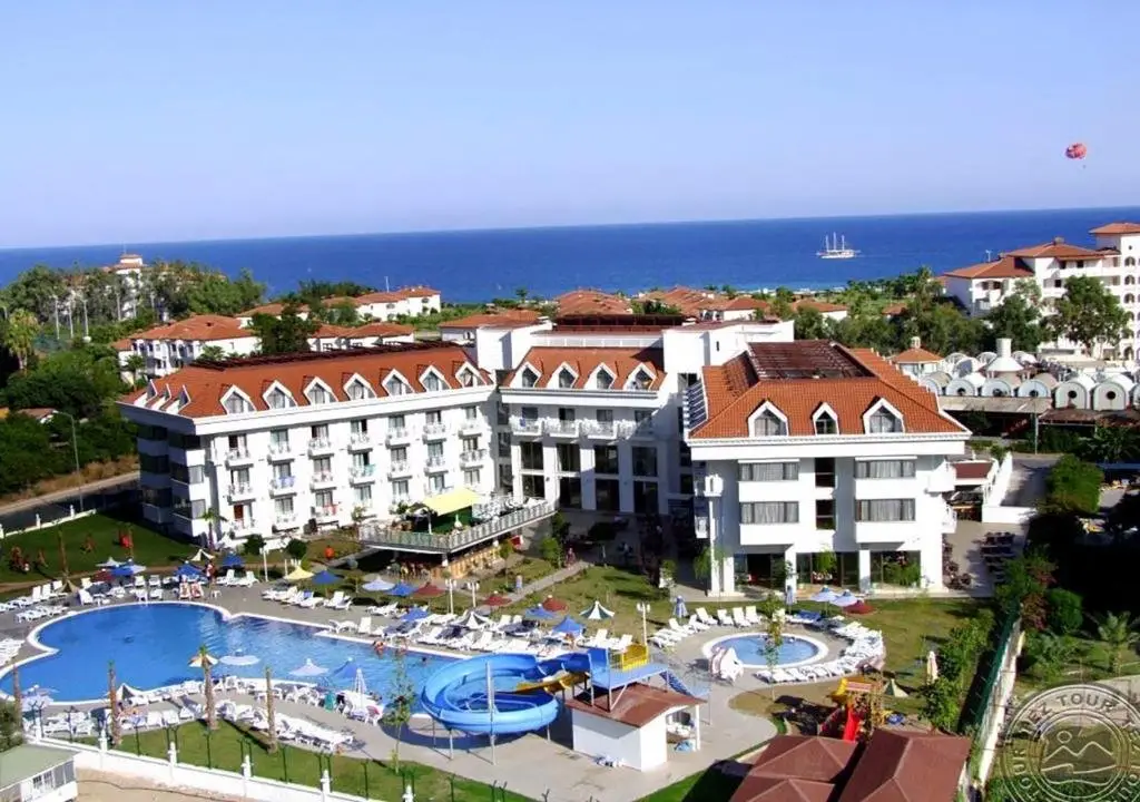 Grand Mir Amor Hotel — фото 1