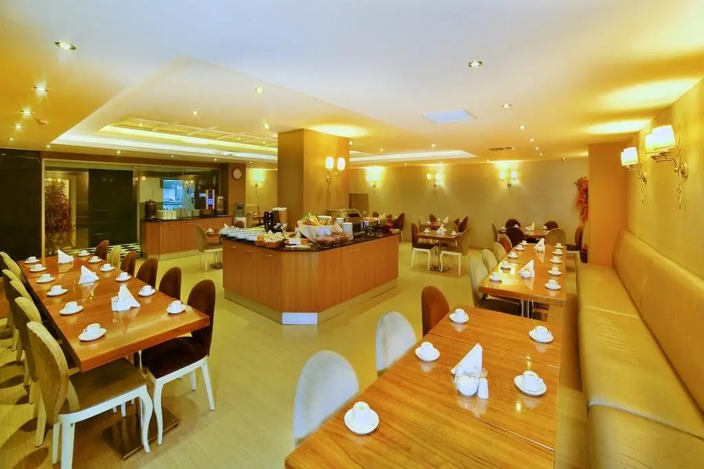 Стамбул: Hotel Grand Emin