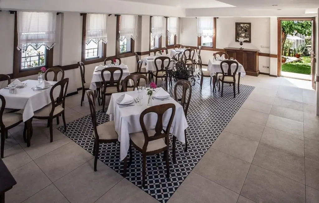Орду: İkizevler Hotel