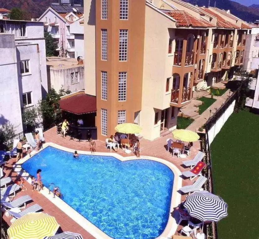 Мармарис: Ozhan Apartments