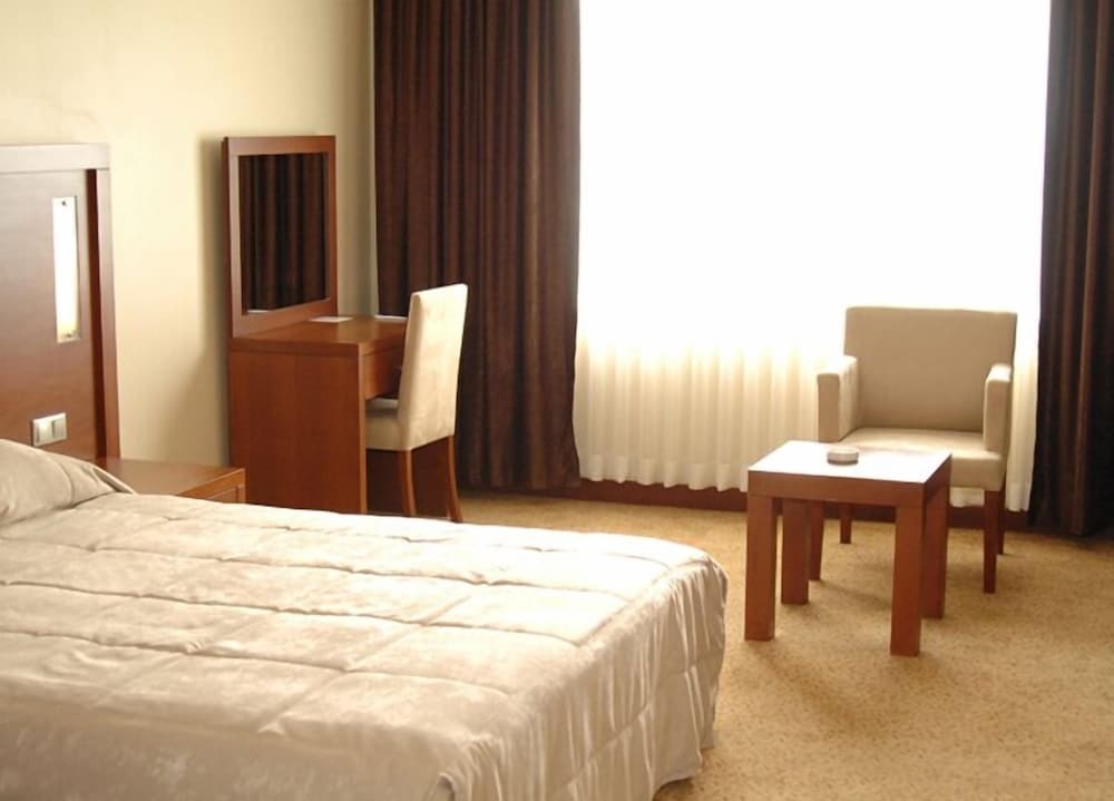 Хопа: Paluri Hotel